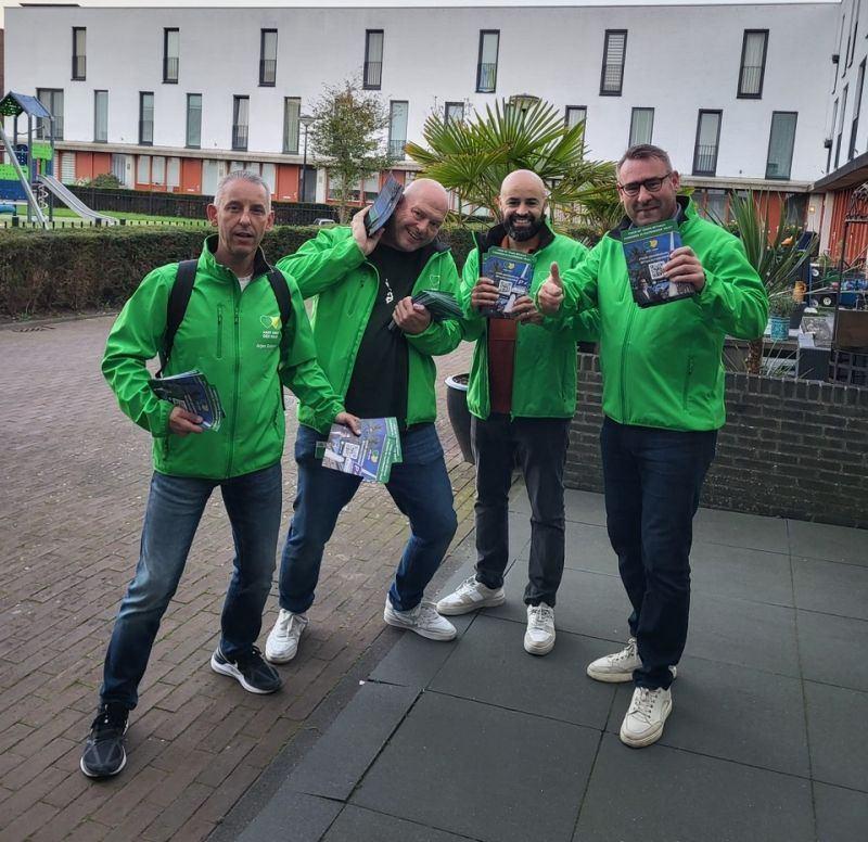 De Mos leafleting for Referendum about the expansion of paid parking image