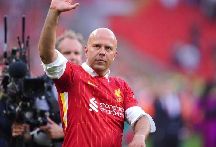 Je wordt geen legende door te doen wat anderen deden. image