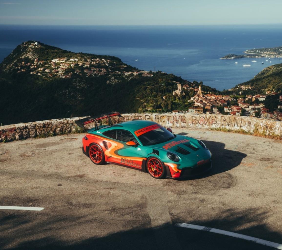 Up for auction - Unique Porsche 911 GT3 RS by Dua Lipa Rennstall image