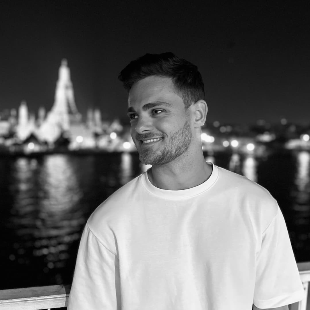 Luc Van Breugel Luc Van Breugel